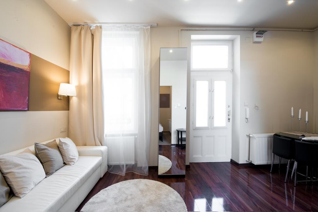 בודפשט Little Boss Apartment מראה חיצוני תמונה
